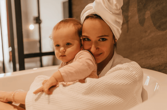 Natural Skincare Tips for Postpartum Glow: Embrace Radiance After Birth